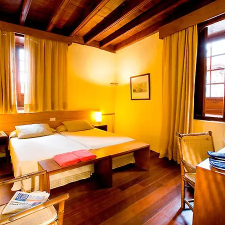 Livvo La Quinta Roja 4* ガラチコ