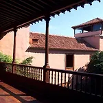 Livvo La Quinta Roja Hotell 4*