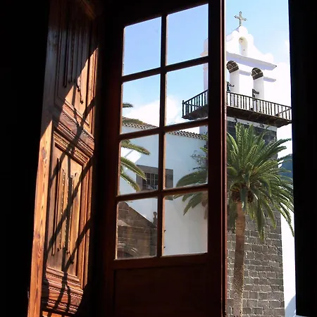 Livvo La Quinta Roja Hotel