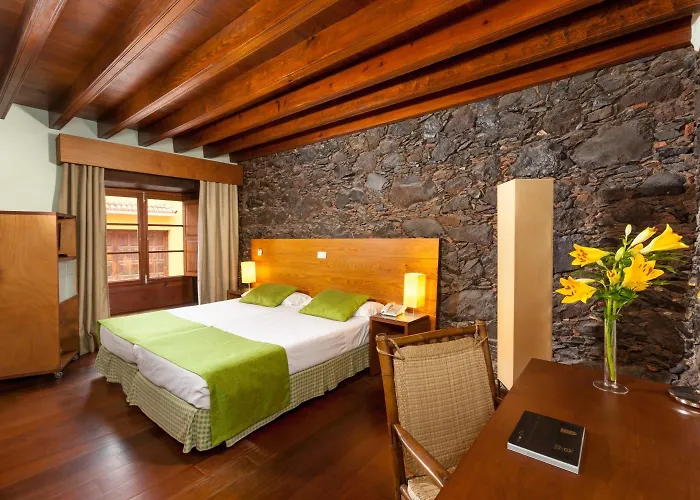 酒店 Livvo La Quinta Roja 4*