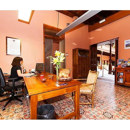 Livvo La Quinta Roja מלון 4*