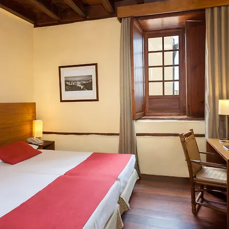 호텔 Livvo La Quinta Roja 4*