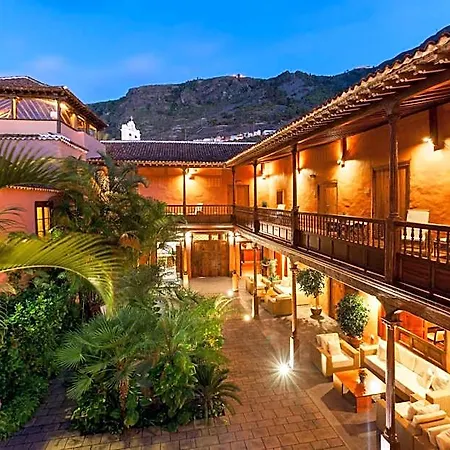 Livvo La Quinta Roja