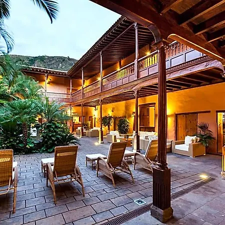 Livvo La Quinta Roja Hotel