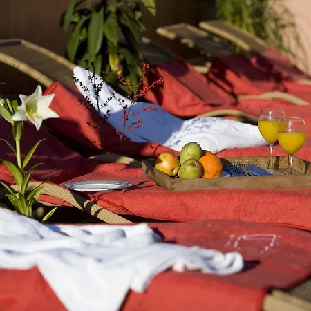Livvo La Quinta Roja מלון גרצ'יקו