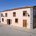 Livvo La Quinta Roja