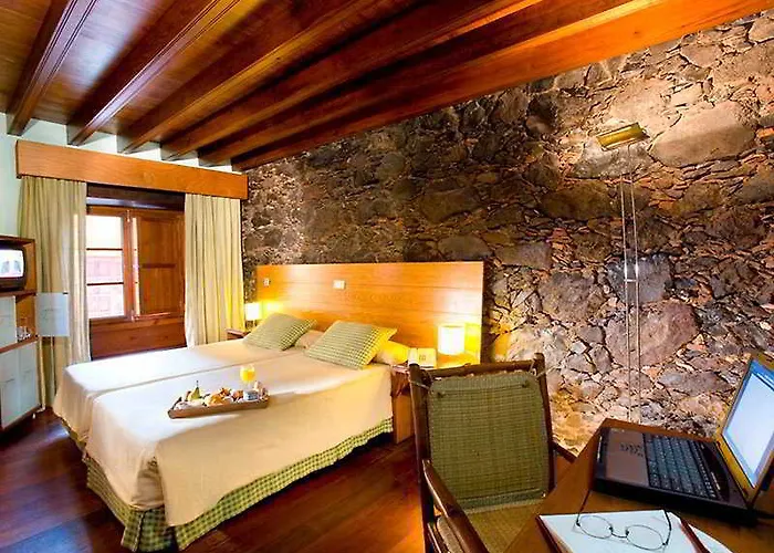 Livvo La Quinta Roja 4*