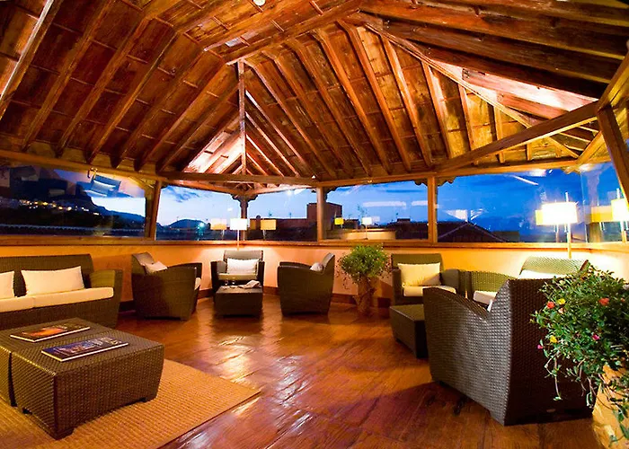 Hotel Livvo La Quinta Roja 4*